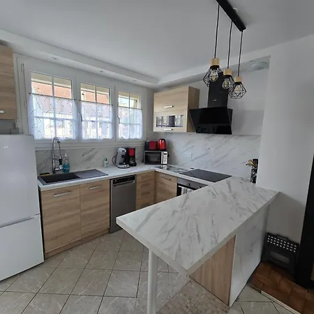 Holiday home Les Broutays *